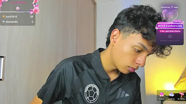 Maxfrost1 – Naživo XXX chat