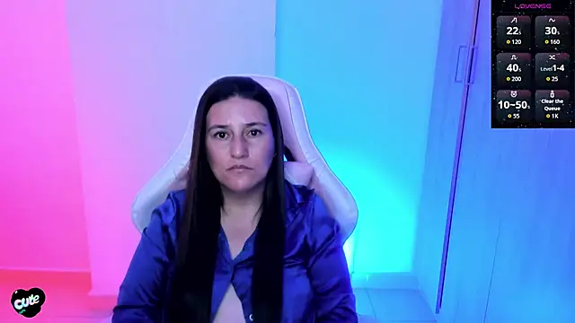 XXX chat uživo modela Saskyaa
