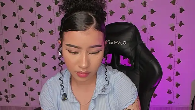 Liaaa_1 Live XXX-chat