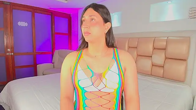 AryloverX élő XXX-chatje