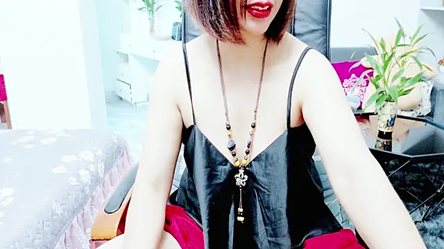 Miu-Le Adlı Modelin Canlı XXX Sohbeti