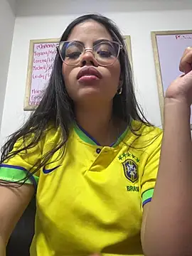 Chat +18 de Susan_Voltaire ao vivo