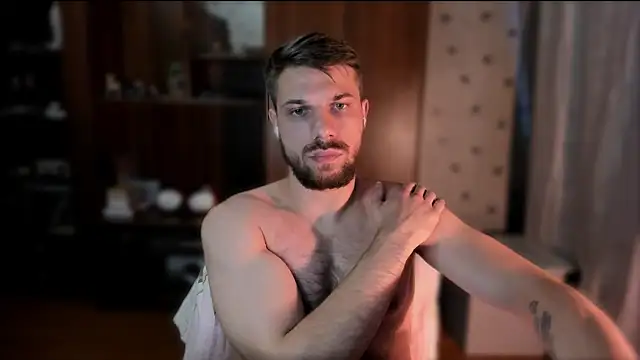XXX chat uživo modela Tony_Wolf