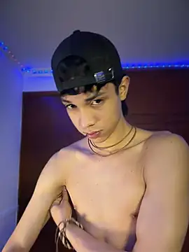 RoughDiamond_ Chat XXX in diretta