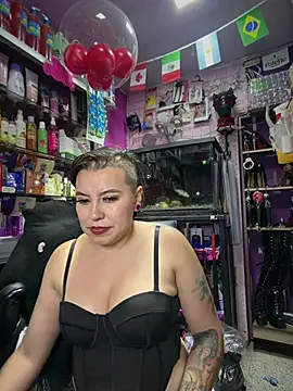 TamySweetness লাইভ XXX চ্যাট