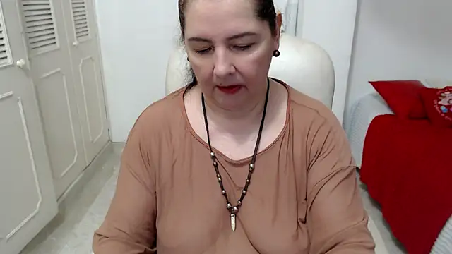 leonela_69 – Live XXX-chat
