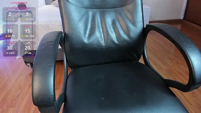 zoe_linss লাইভ XXX চ্যাট