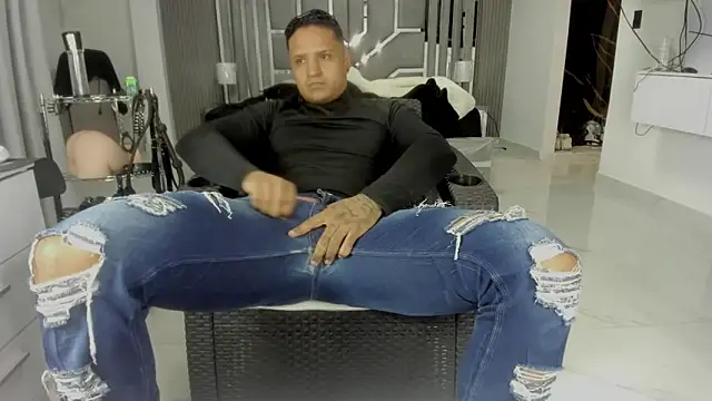 Chat XXX ao vivo de master_leather