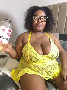 SubmissiveBabe01 élő XXX-chatje