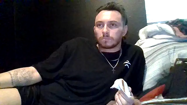 Chatroom XXX en direct de Mikecloudyhawk