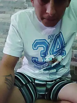 Chatroom XXX en direct de Tiger_cryad