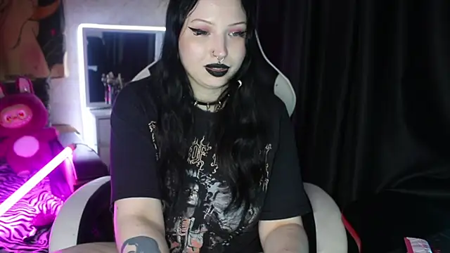 Kitty_goth Adlı Modelin Canlı XXX Sohbeti