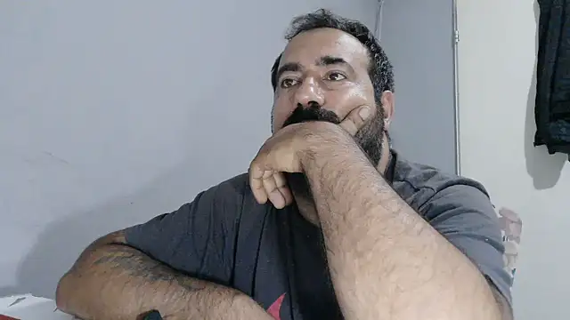 Chat XXX Live -dark-look-