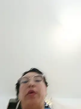 katysquirtdirty Adlı Modelin Canlı XXX Sohbeti