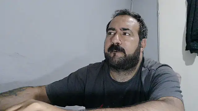 Chat XXX Live -dark-look-