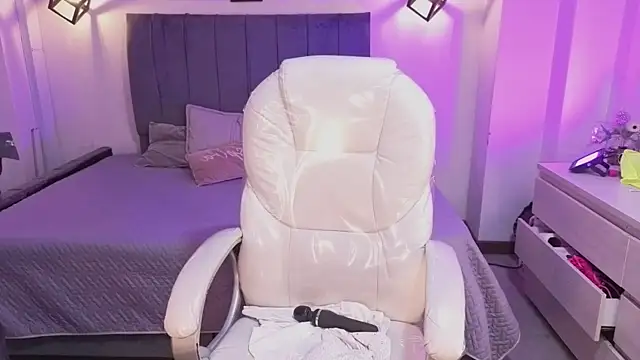 Živý XXX chat iam_sofiia