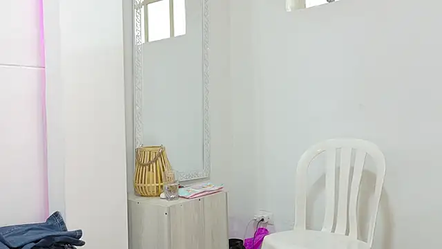 Katia_Rose23 即時 XXX 聊天