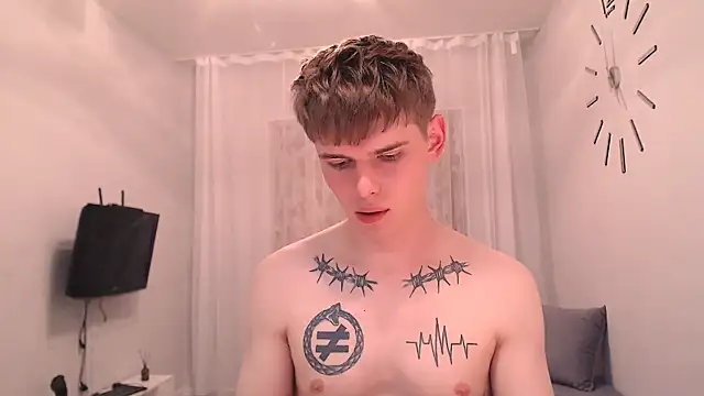 Fredd_Xanders লাইভ XXX চ্যাট