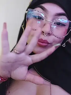 Elinaax's Live XXX Chat