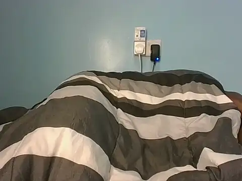 Chat XXX ao vivo de Eminent_Ride