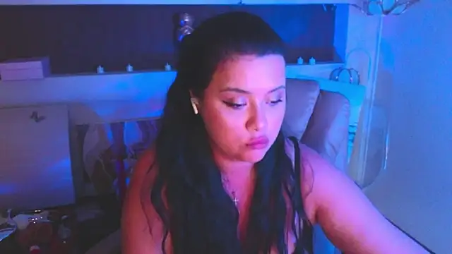 Malika_uAngel: απευθείας συνομιλία ΧΧΧ