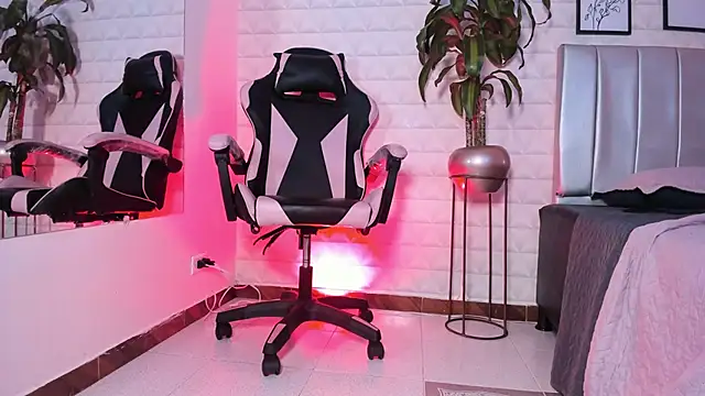 XXX chat uživo modela Elizabetth_Benz