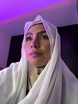 Chat XXX en directo de Darsha_Khemu