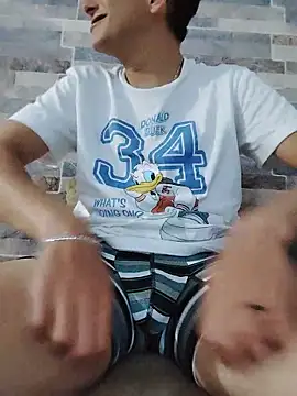 Chat XXX ao vivo de Tiger_cryad