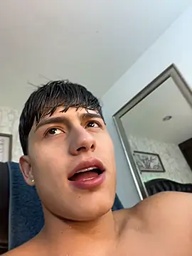 Chat XXX ao vivo de Lander_Cruz