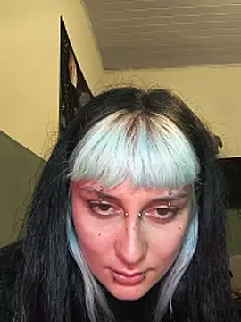 Chat +18 de Lola_bunnydoll ao vivo