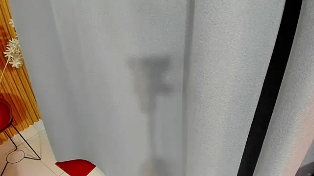 Chat +18 de eloisa_12 ao vivo