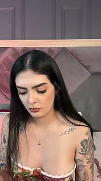 צ'אט XXX בשידור חי של AliceRitter