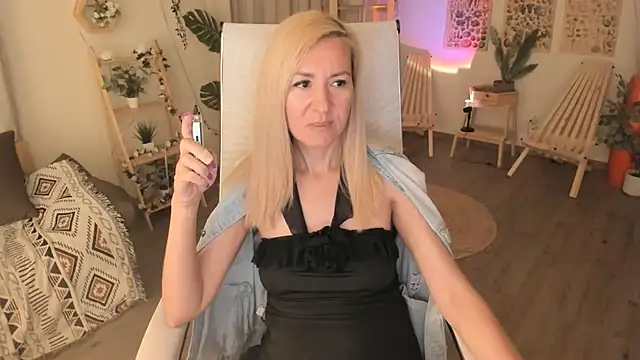 Czat XXX na żywo – DonnaSmitth