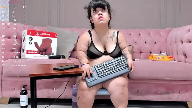 Živý XXX chat PamelaBonnet_mml