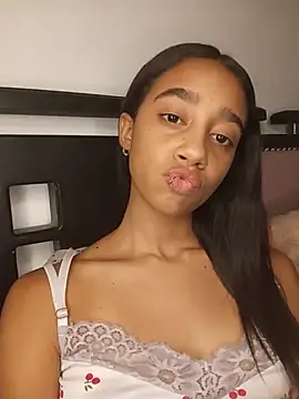 Zoe_Sweett18's Live XXX Chat