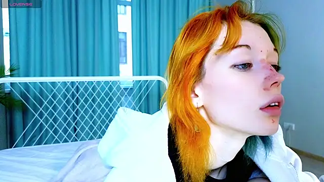 Kiara_Age 即時 XXX 聊天