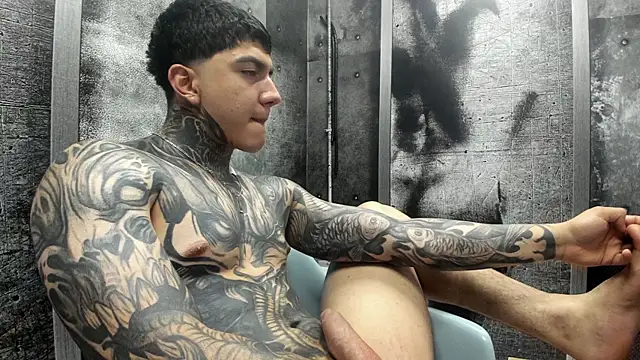 Gury_tattoo live XXX chat