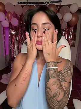 Ale_Lewis Chat XXX in diretta