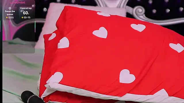 SweetySasha18 即時 XXX 聊天