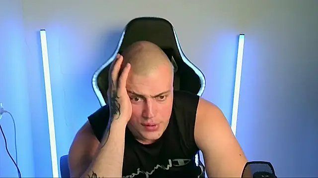 Bigbaaldn Live XXX chat