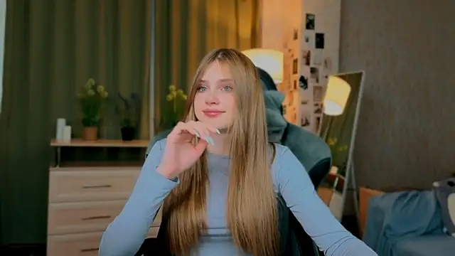 دردشة yourbeautyarya الجنسية المباشرة