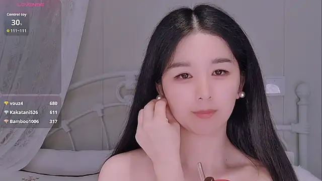 BingLin-'s Live XXX Chat