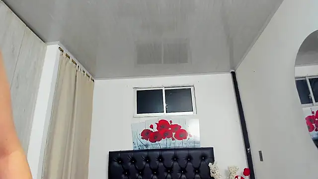 pinky_f00x 即時 XXX 聊天