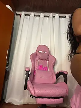 Chat XXX en directo de MonicaSex_