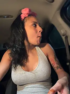 XXX chat uživo modela FerrariFrench