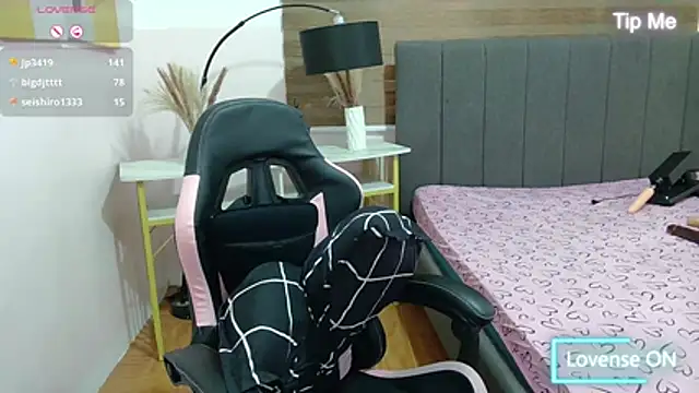 ashly888 Chat XXX in diretta
