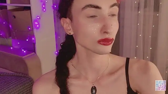 Queen_of_tease Adlı Modelin Canlı XXX Sohbeti