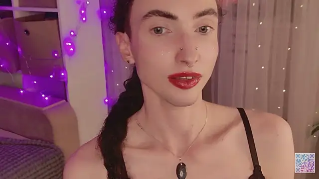 Queen_of_tease Chat XXX in diretta