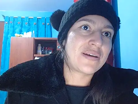 دردشة SarahFriendly الجنسية المباشرة