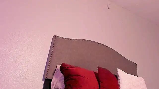 yiauana's Live XXX Chat